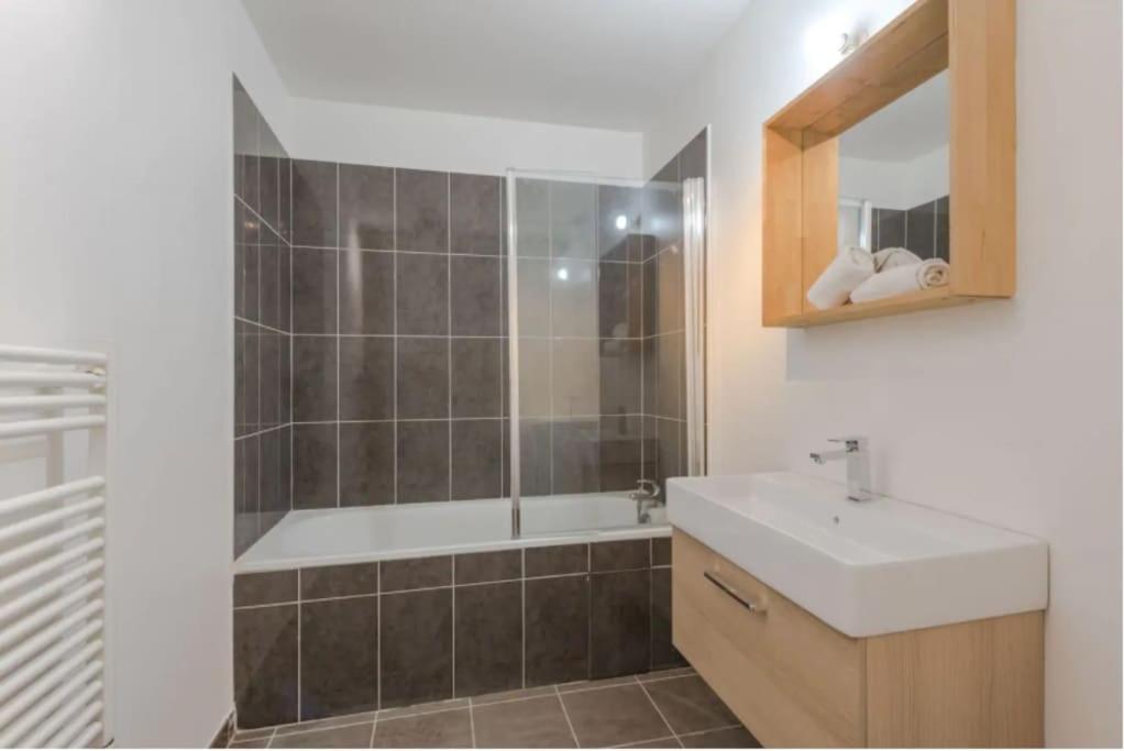 Apartamento Les Frenes Near Disneyland Bmyguest Montévrain Exterior foto